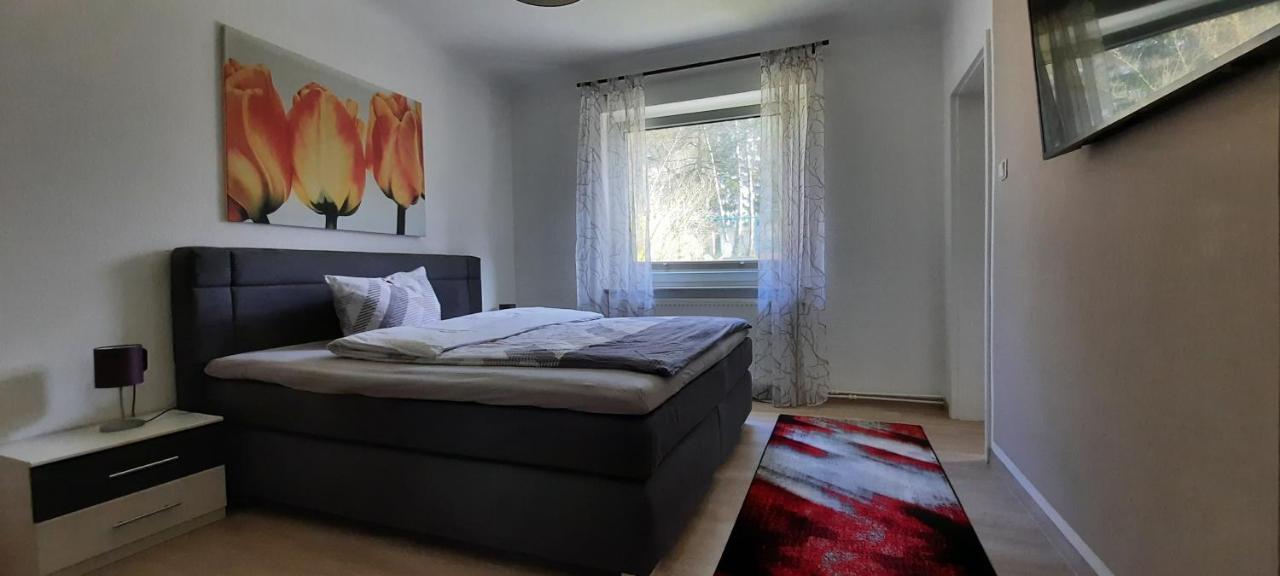 Ferienhaus Im Gruenen/Monteurzimmer Oranienburg Ngoại thất bức ảnh