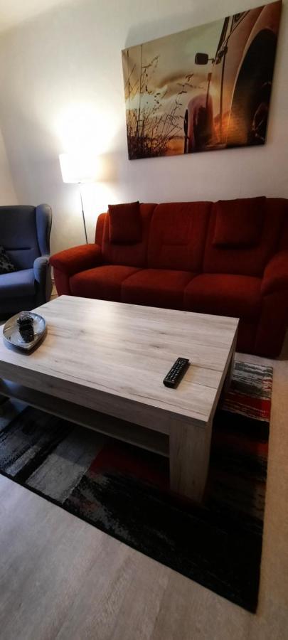 Ferienhaus Im Gruenen/Monteurzimmer Oranienburg Ngoại thất bức ảnh